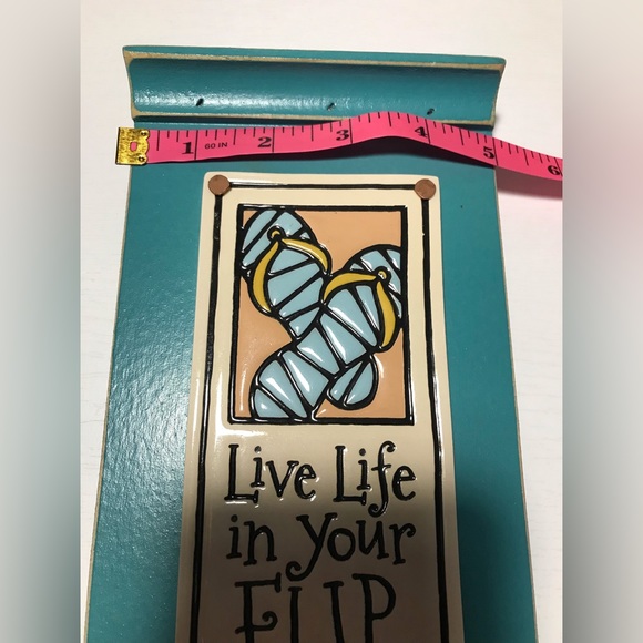 Macone Clay Wall Plaque Key Holder - Picture 8 of 9